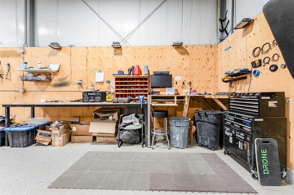 10 - 235105 Wrangler Drive, Rocky View County, AB