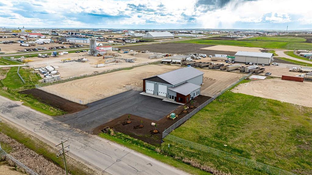 14902 94 Street, Grande Prairie, AB