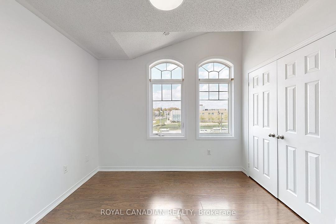 54 Chesterwood Crescent, Brampton, ON