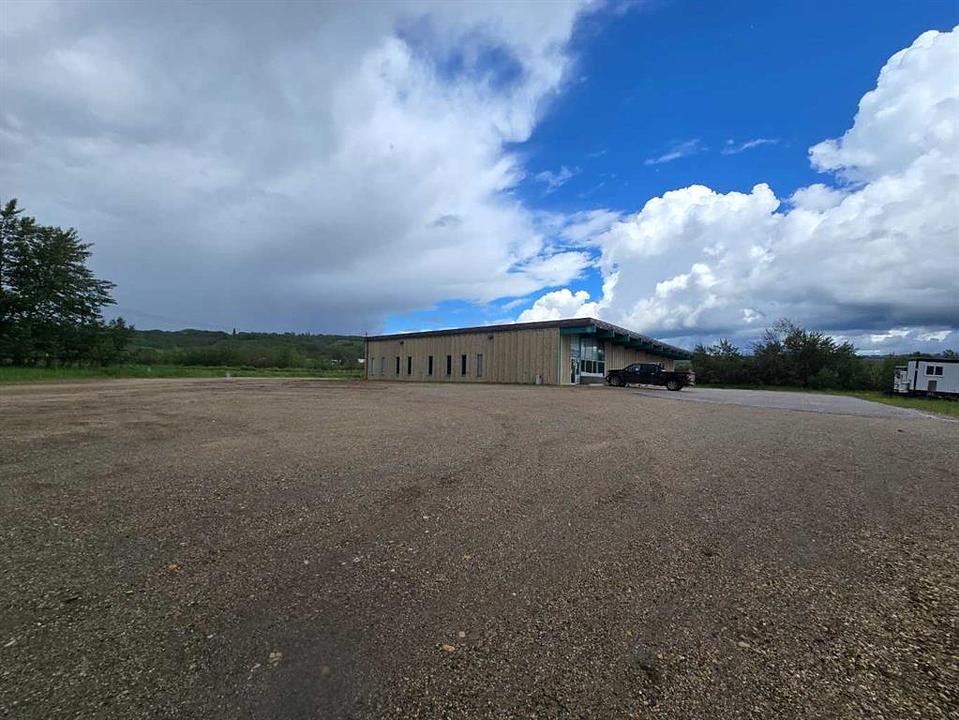 9020 90 Street, Peace River, AB