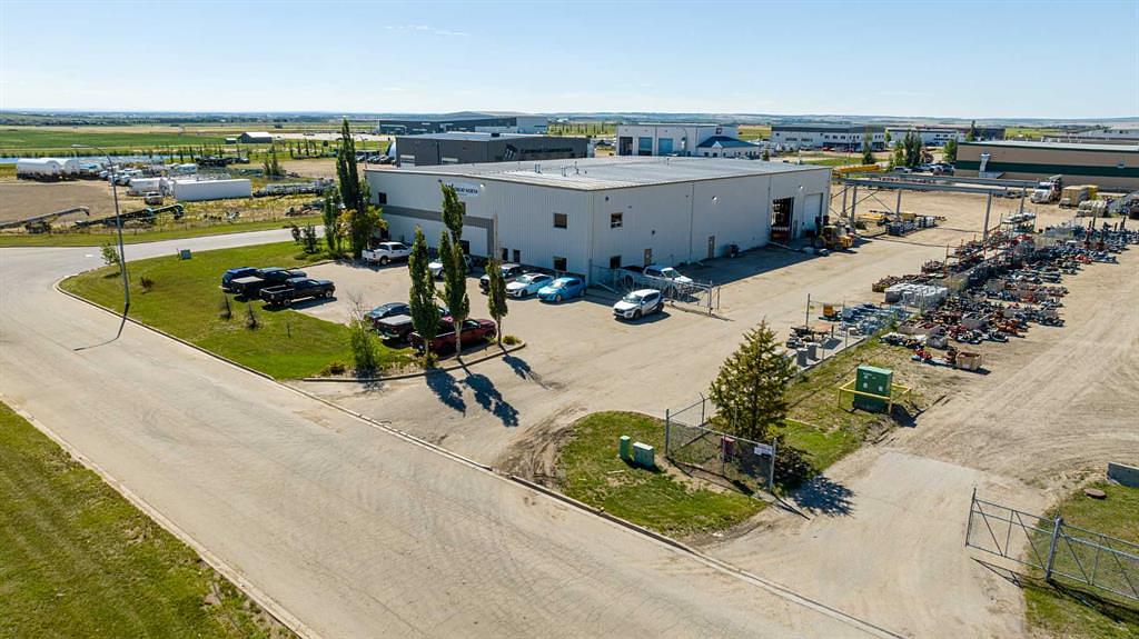 8002 105 Street, Clairmont, AB