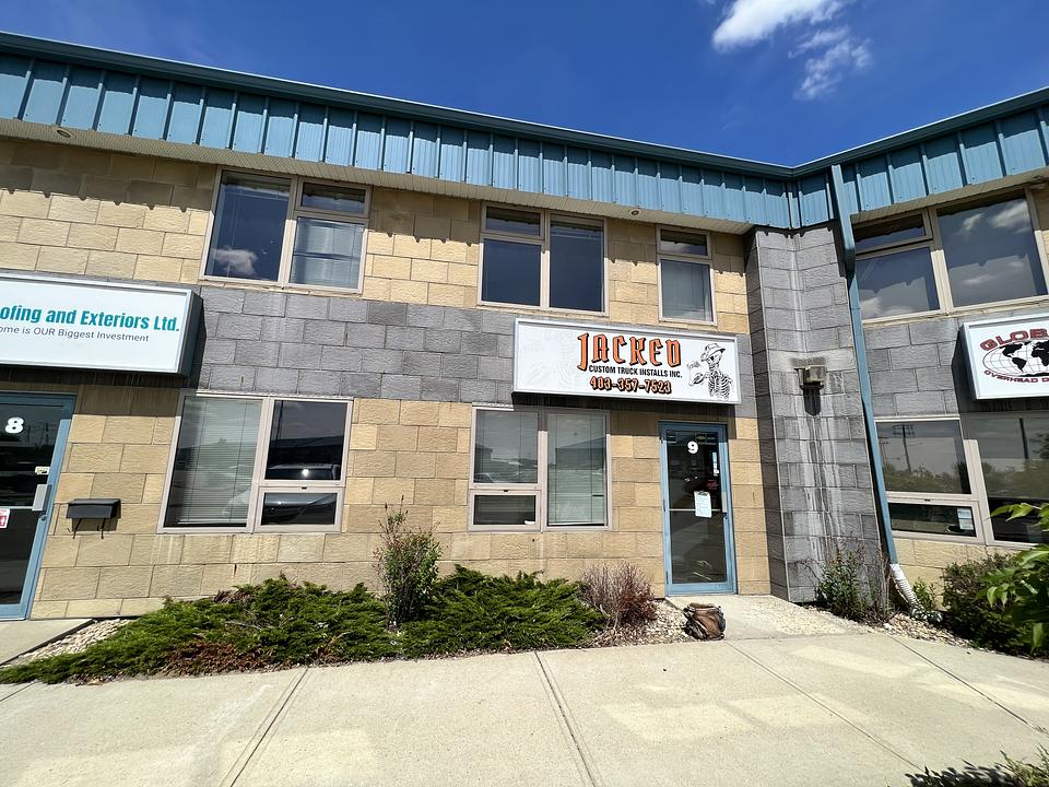 9 - 7471 Edgar Industrial Bend, Red Deer, AB