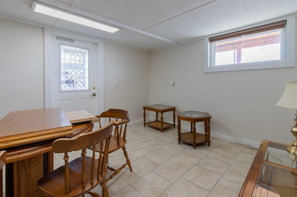 60 Main Avenue Northwest, Glenwood, AB