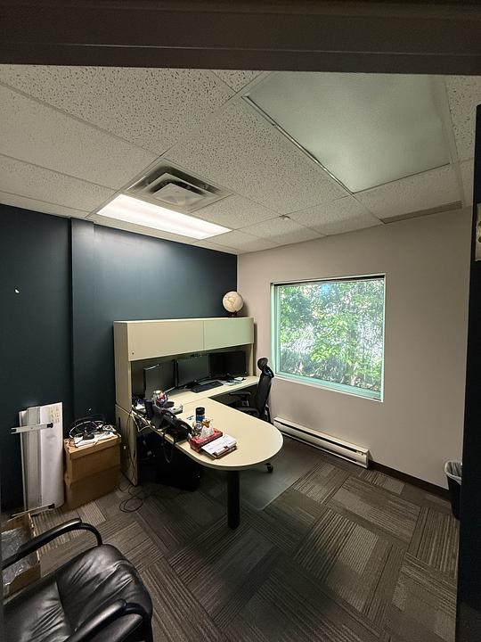 100 - 1195 Michael Street, Ottawa, ON