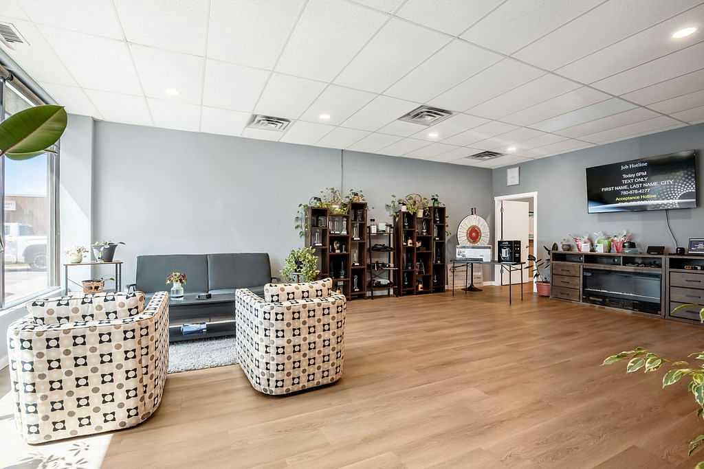 104 3 Avenue Southeast, High River, AB