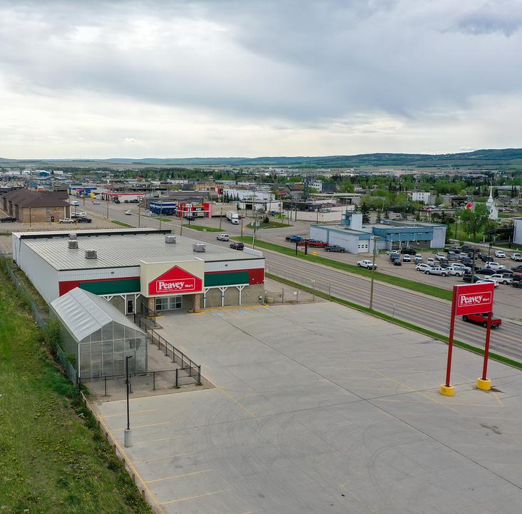 1300 Alaska Avenue, Dawson Creek, BC