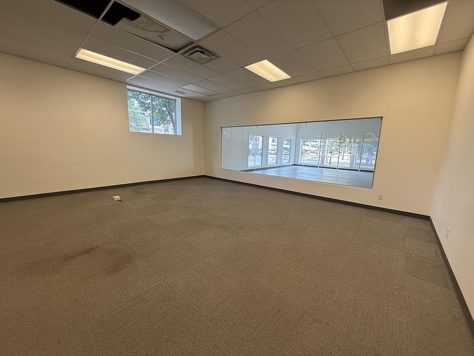 1 - 4720 50 Avenue, Red Deer, AB