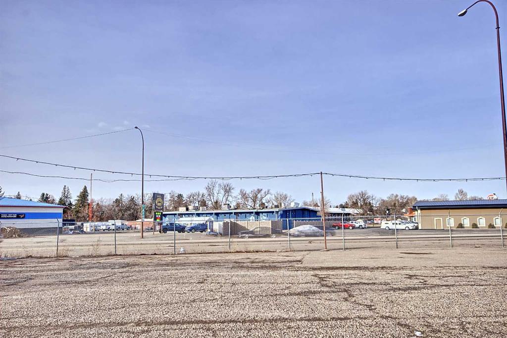 103 - 1420 9 Avenue Southwest, Medicine Hat, AB