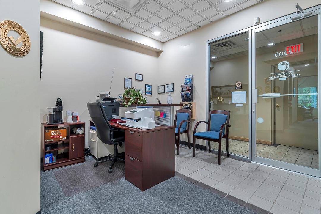 203 - 1120 Westwood Street, Coquitlam, BC