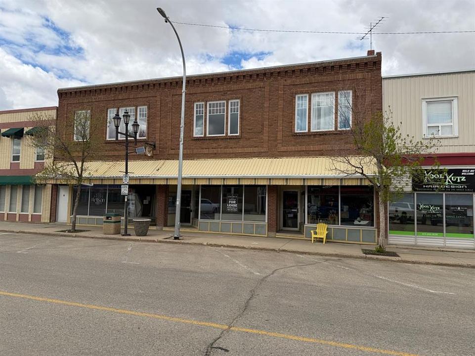 80 3 Avenue East, Drumheller, AB