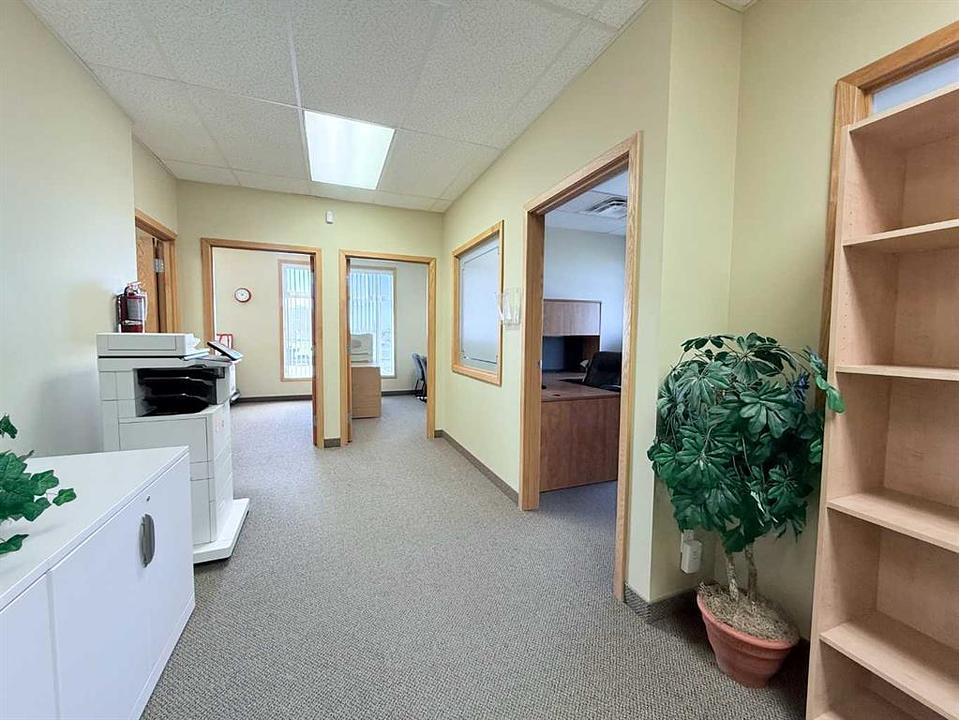 200 - 9805 97 Street, Grande Prairie, AB