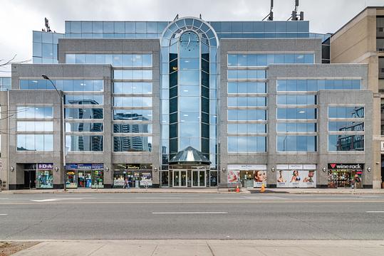 151 Yonge St, Toronto, ON
