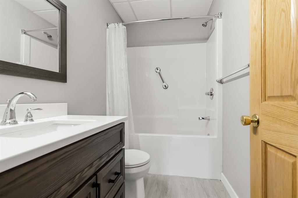 98 Hill Drive, Fort McMurray, AB