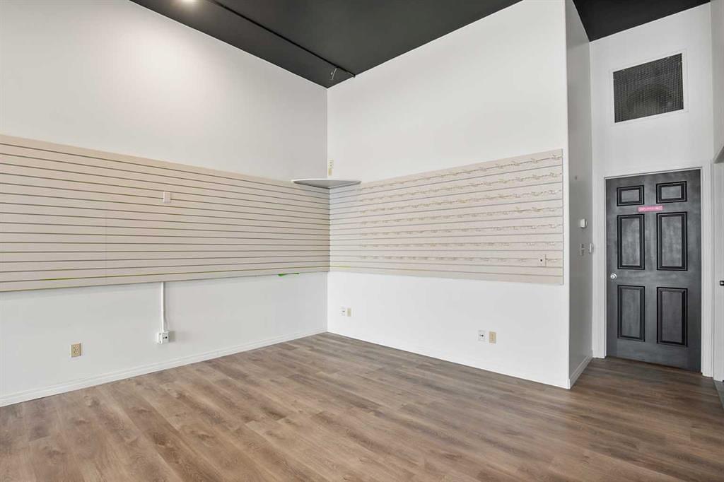 130 - 100 Kent Street, Red Deer, AB