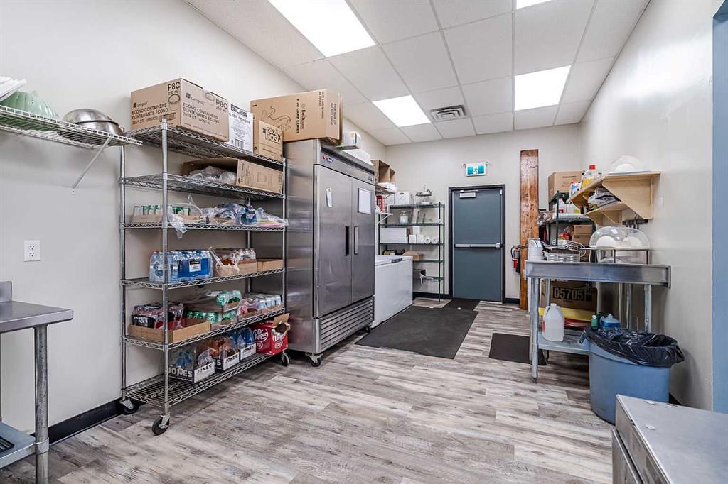 20 Railway Avenue South, Marwayne, AB