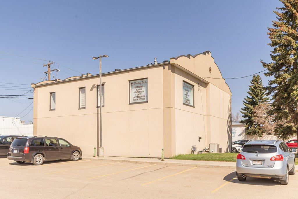 5001 51 Avenue, Wetaskiwin, AB