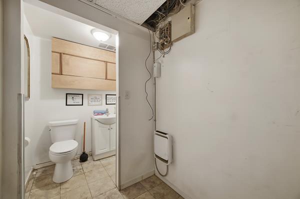 39325 Range Road 273, Bentley, AB