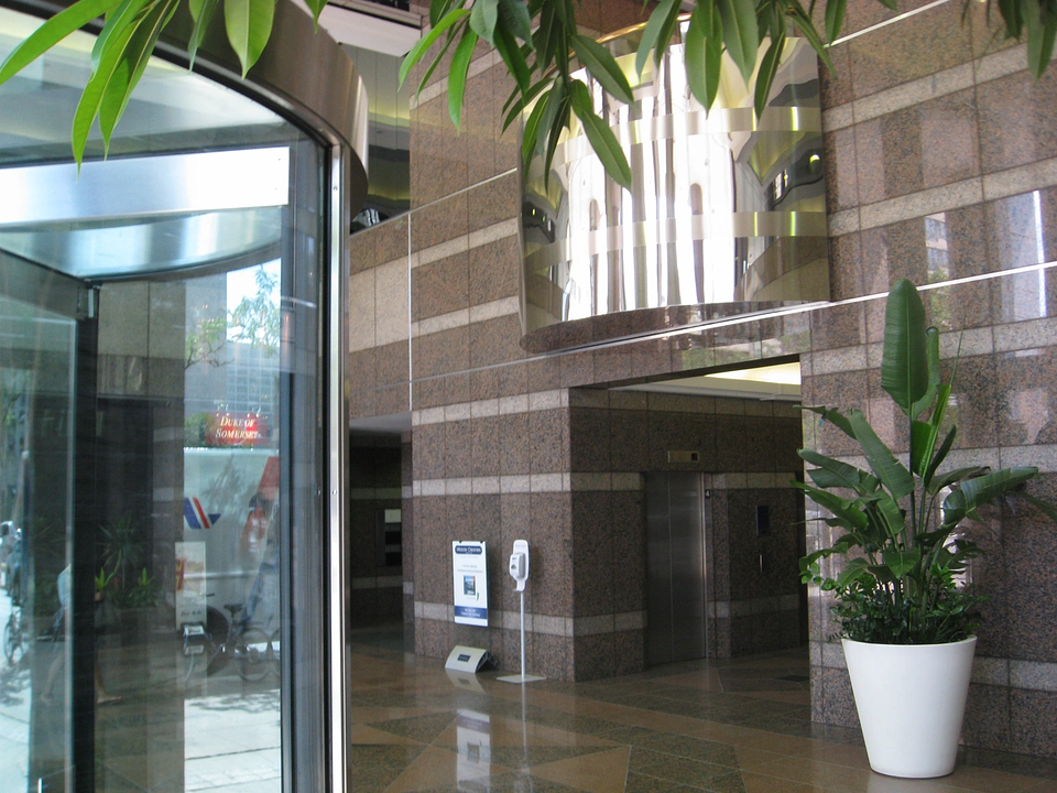 14 - 1800-655 Bay Street, Toronto, ON