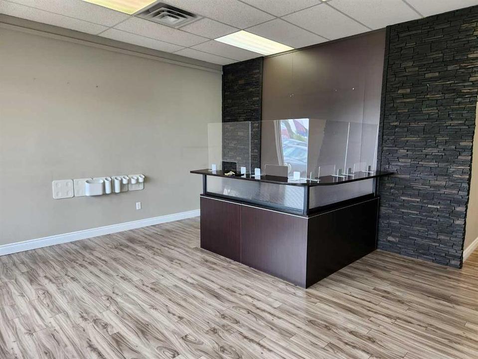116 - 4402 52 Avenue, Lloydminster, AB