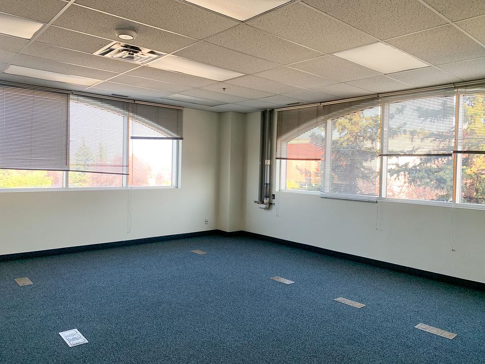 3000 15 Street Northeast, Calgary, AB