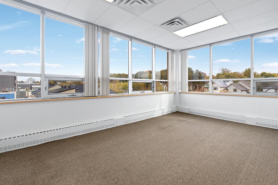 305 - 411 Roosevelt Ave, Ottawa, ON
