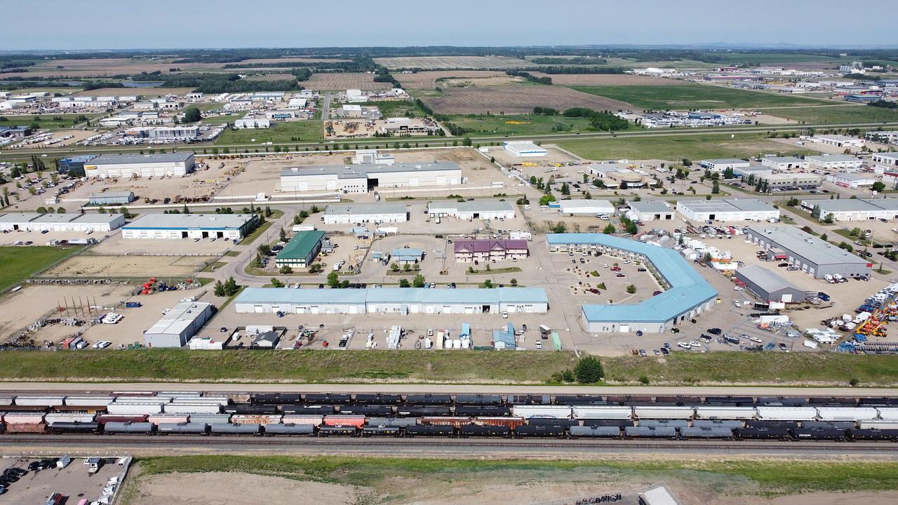 9 - 7471 Edgar Industrial Bend, Red Deer, AB