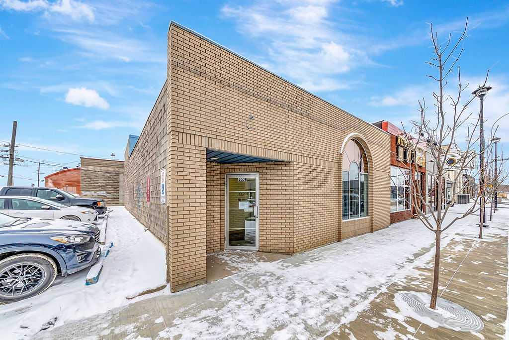 4921 50 Street, Lloydminster, SK