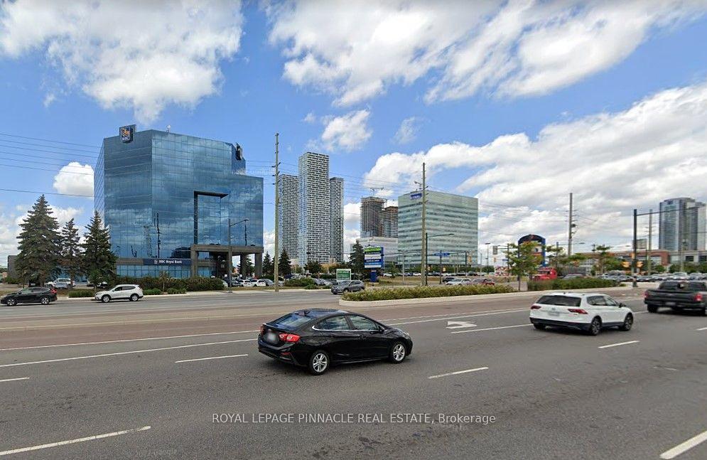 600-31 - 3300 Highway 7, Vaughan, ON