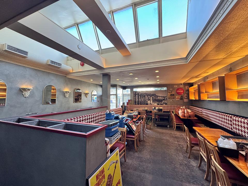 382 W Broadway, Vancouver, BC