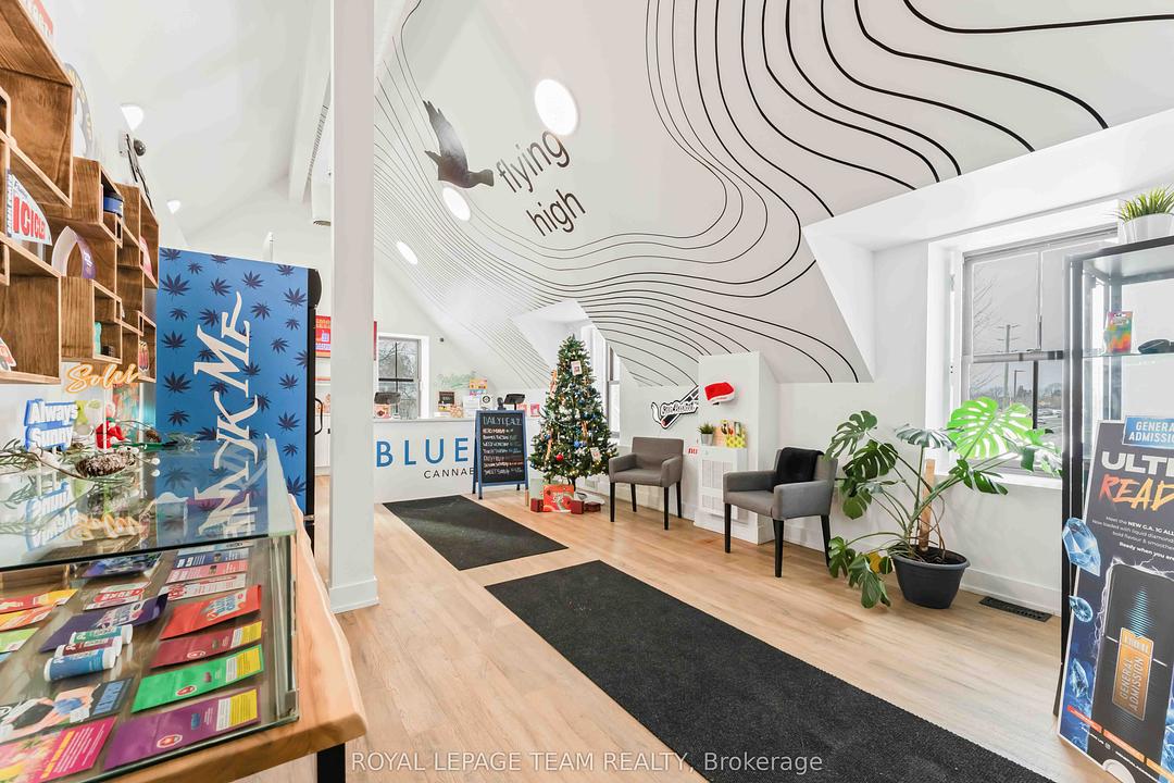 806 March Road, Ottawa, ON