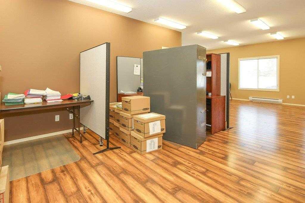 49A Avenue, Bentley, AB