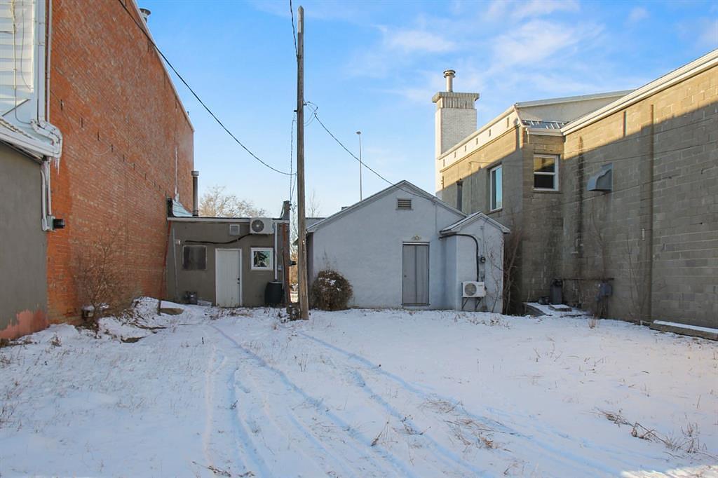 5205 50 Street, Viking, AB