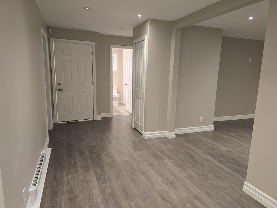 22504 Lougheed Highway, Maple Ridge, BC