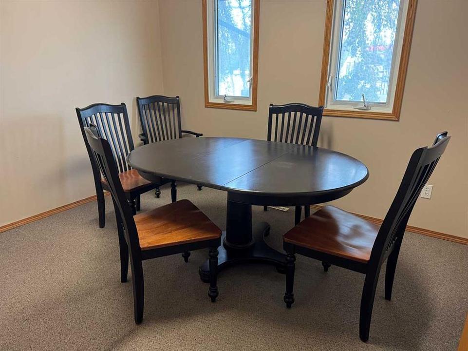 4530 54 Avenue, Olds, AB