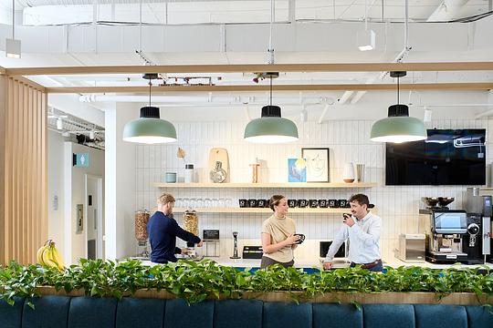 1055 W Georgia St, Vancouver, BC