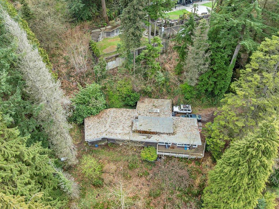 7235 - 7356 Bayview Drive, Burnaby, BC