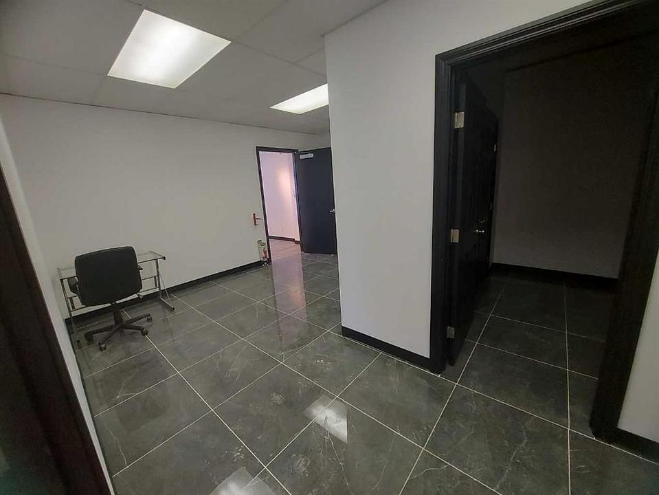 1 - 4418 50 Avenue, Red Deer, AB