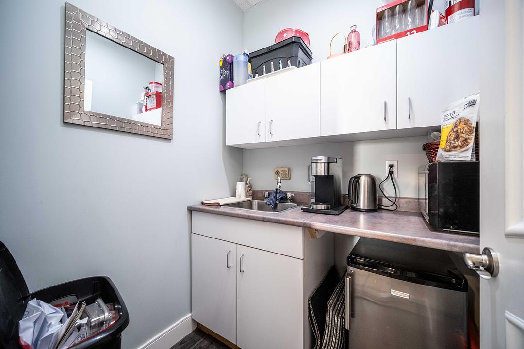 203 - 17700 56 Avenue, Surrey, BC