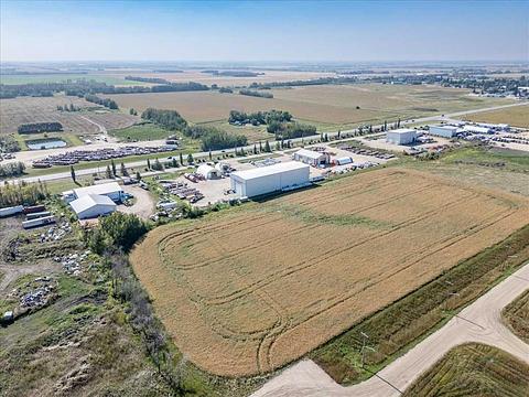 Lot 1, Block 1 Plan 1722074, Calmar, AB