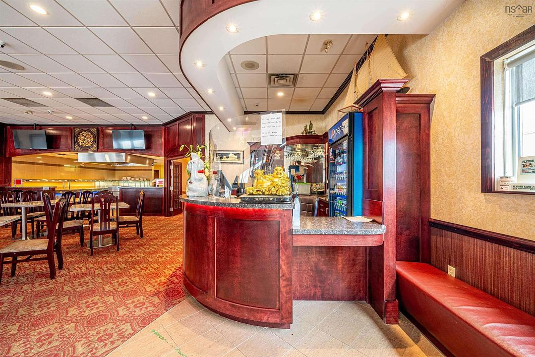 8986 Commercial Street, New Minas, NS