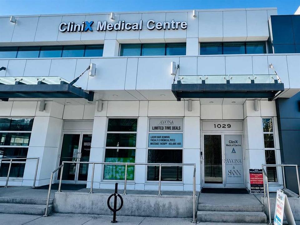 200 - 1029 17 Avenue Southwest, Calgary, AB