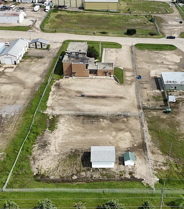 5516 Industrial Road, Rocky Rapids, AB