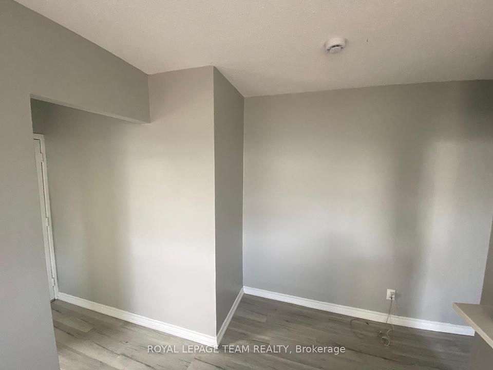 883 Somerset Street West, Ottawa, ON