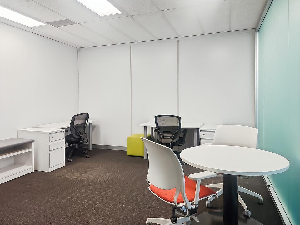300 - 4838 Richard Road Southwest, Calgary, AB