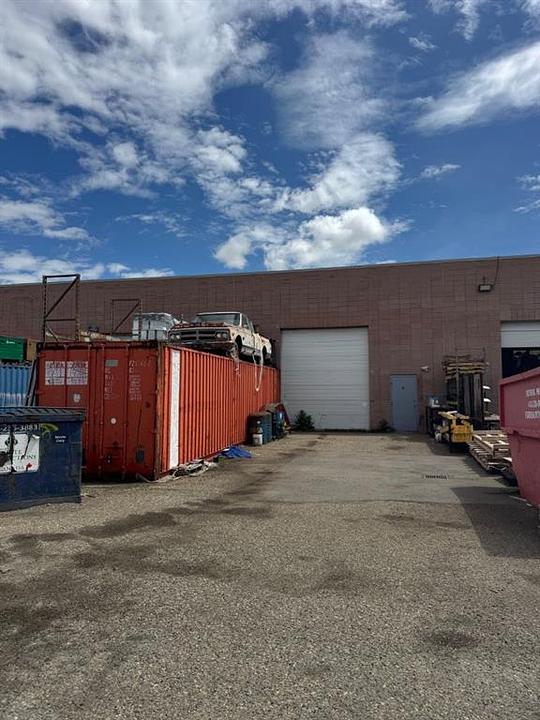 9 - 4045 74 Avenue Southeast, Calgary, AB