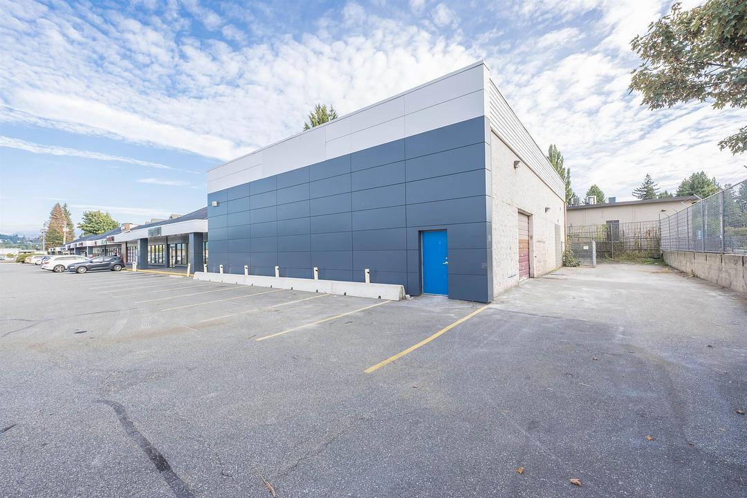 1 - 33324 South Fraser Way, Abbotsford, BC