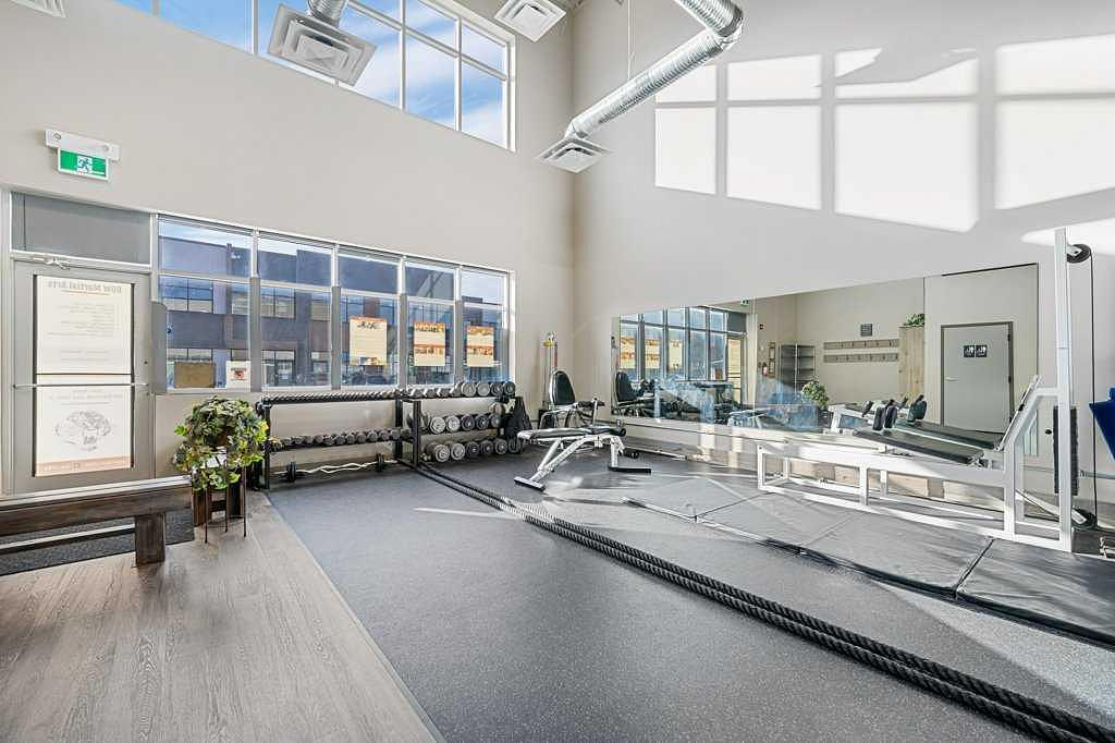 2 - 110 Commercial Drive, Calgary, AB
