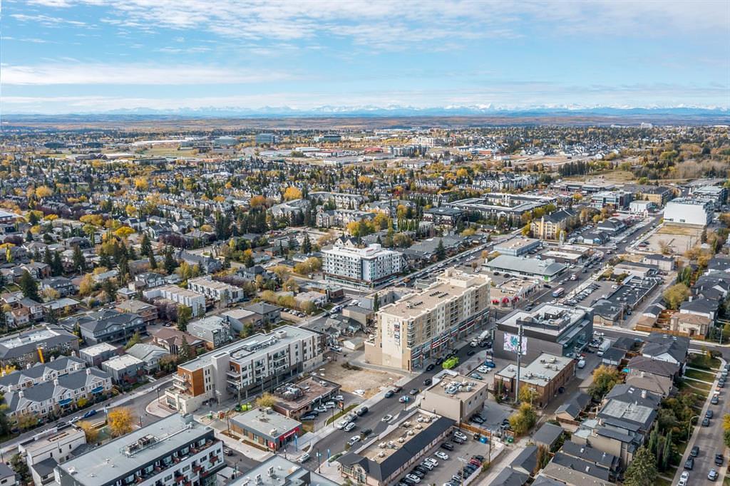 2032 34 Avenue Southwest, Calgary, AB
