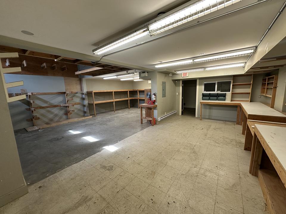 101 - 1305 Welch Street, North Vancouver, BC