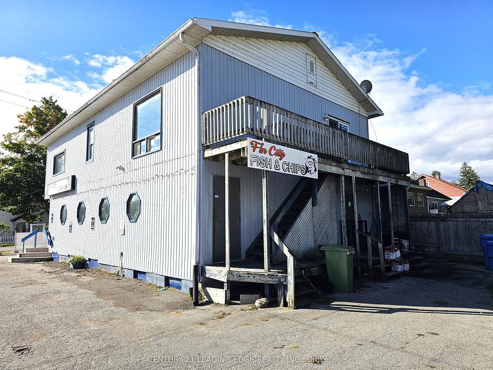 300 James Street East, Orillia, ON